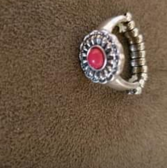 Pink beaded silver flower ring